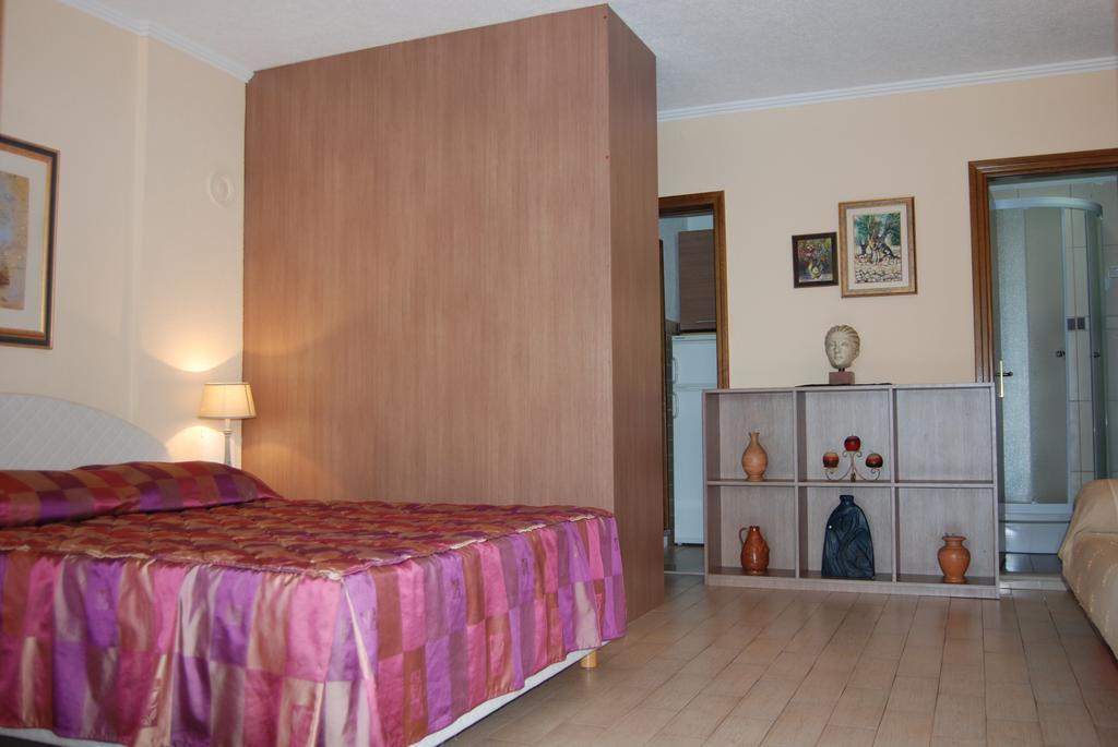 Apartments Zovko Tucepi Luaran gambar