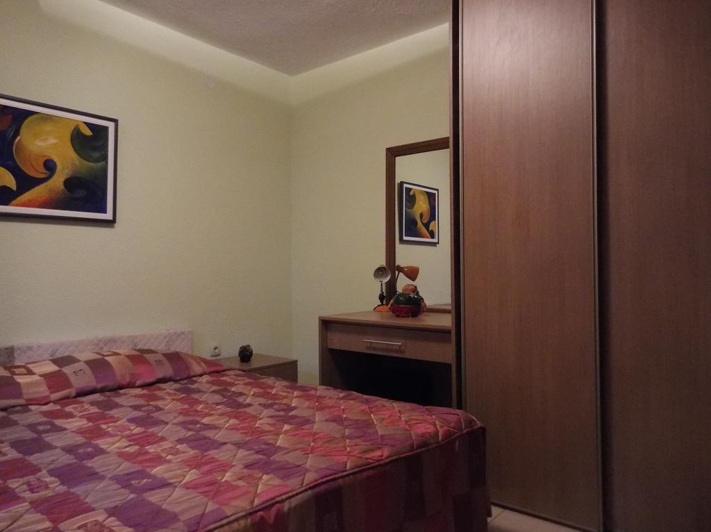 Apartments Zovko Tucepi Luaran gambar