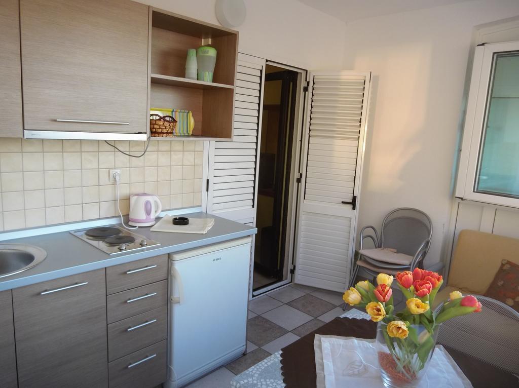 Apartments Zovko Tucepi Luaran gambar