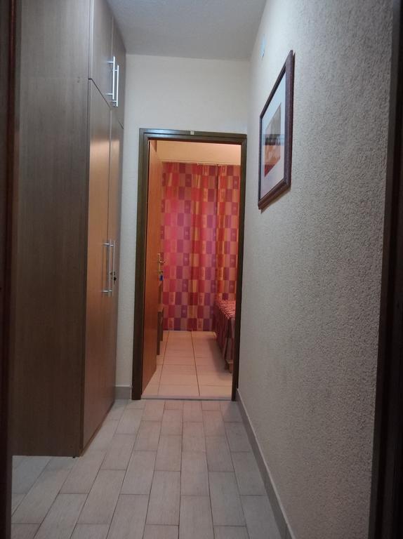 Apartments Zovko Tucepi Luaran gambar