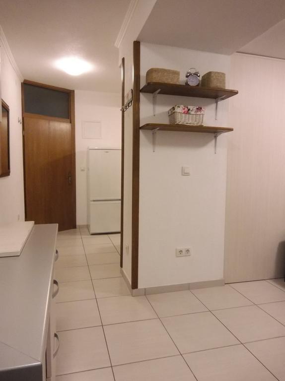 Apartments Zovko Tucepi Luaran gambar
